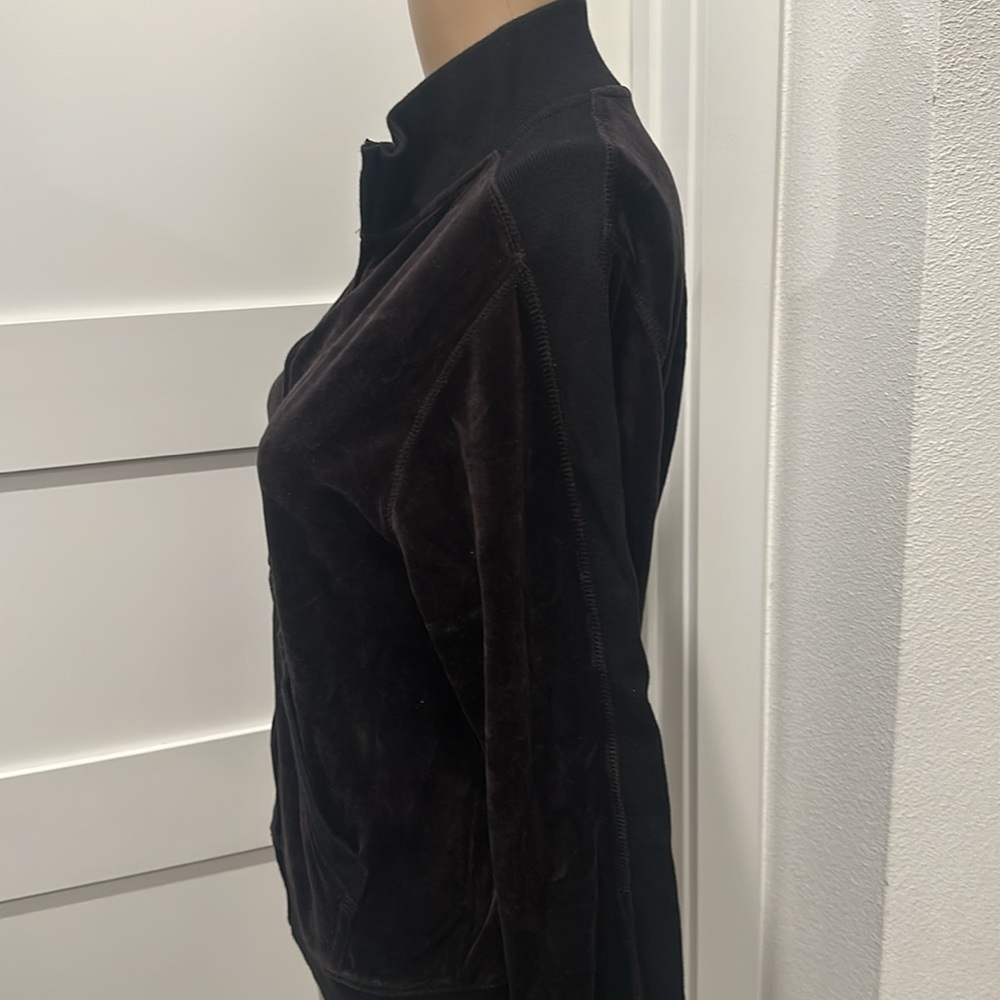 Sweet Romeo Sweatshirt - Picture 6 of 12